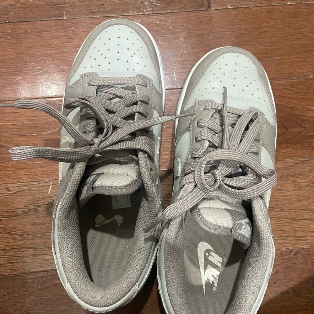 Nike Dunks - Picture 3 of 6